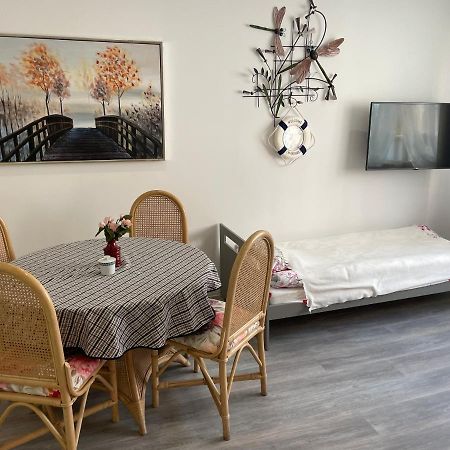 Cichy Zaulek 5 I 6 Apartment Бродница Екстериор снимка
