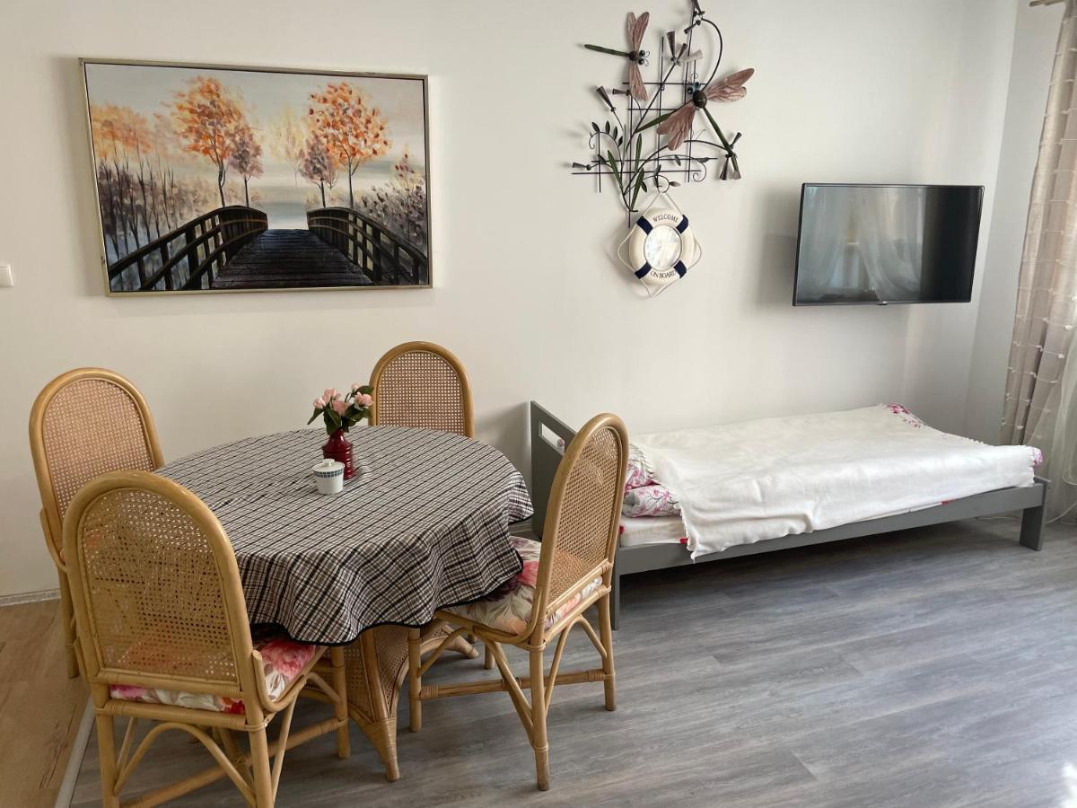 Cichy Zaulek 5 I 6 Apartment Бродница Екстериор снимка